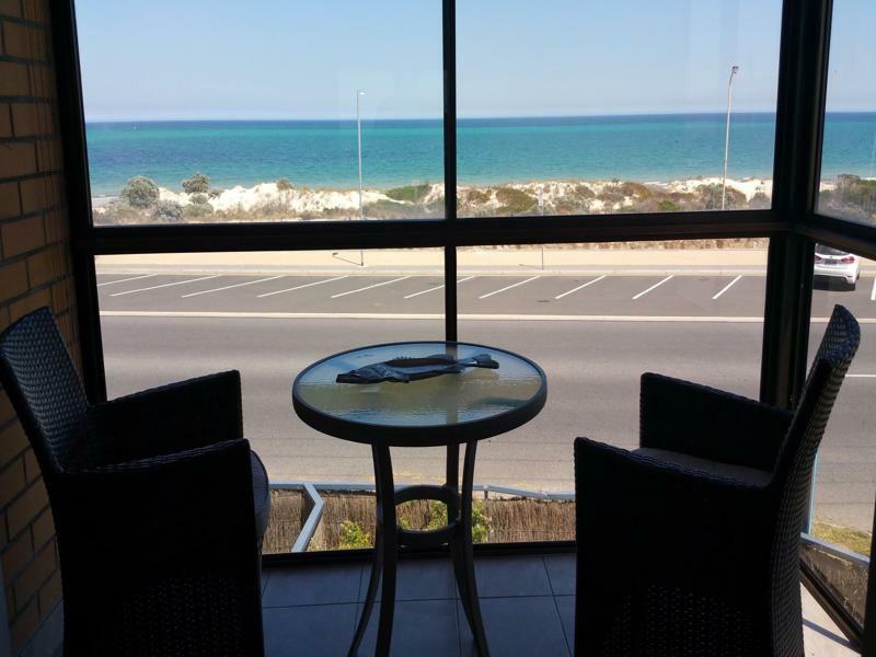 Acushla Accommodation Esplanade Living Self Check-In Self Check-Out West Beach Exterior foto